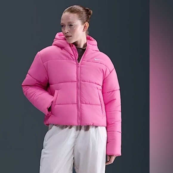 Nike Jackets & Blazers - Nike Women's Therma-FIT Hooded Puffer Jacket in bright pink. Medium